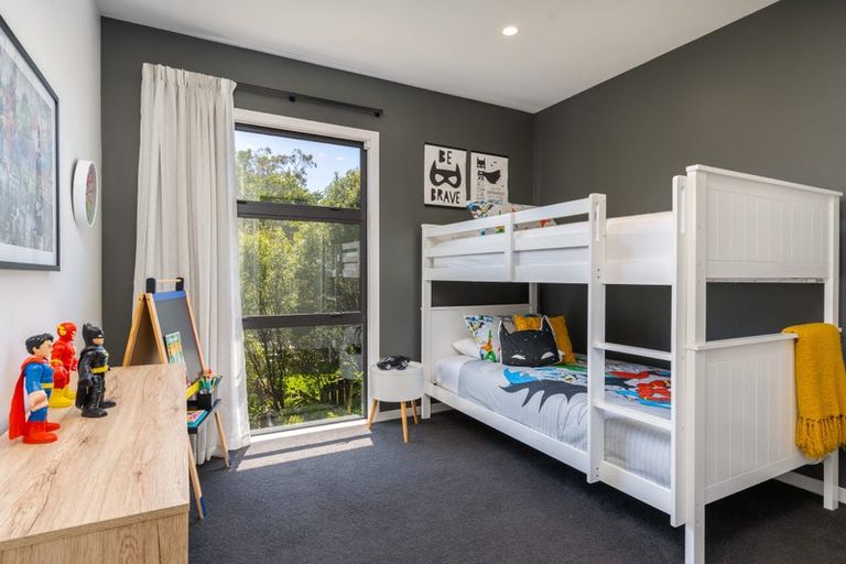 Photo of property in 4a Ryan Grove, Tawa, Wellington, 5028