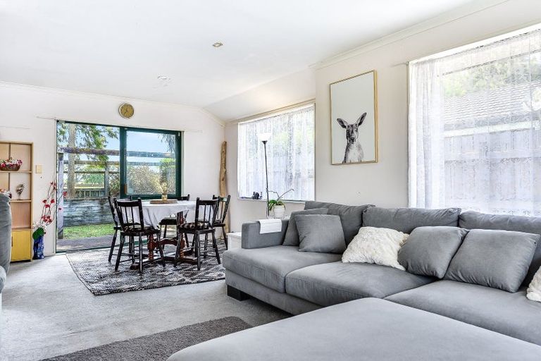 Photo of property in 23 Shannon Place, Nawton, Hamilton, 3200