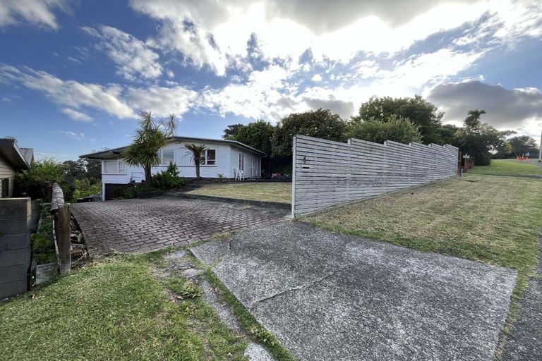 Photo of property in 46 Canberra Avenue, Lynfield, Auckland, 1042
