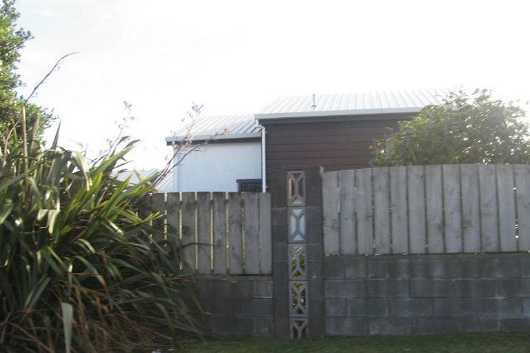 Photo of property in 86 Tweed Road, Papakowhai, Porirua, 5024