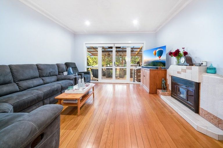 Photo of property in 27 Walters Road, Takanini, 2112