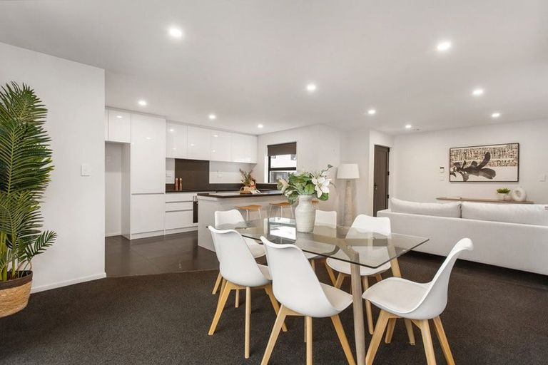 Photo of property in 10 Shingle Street, Sydenham, Christchurch, 8023