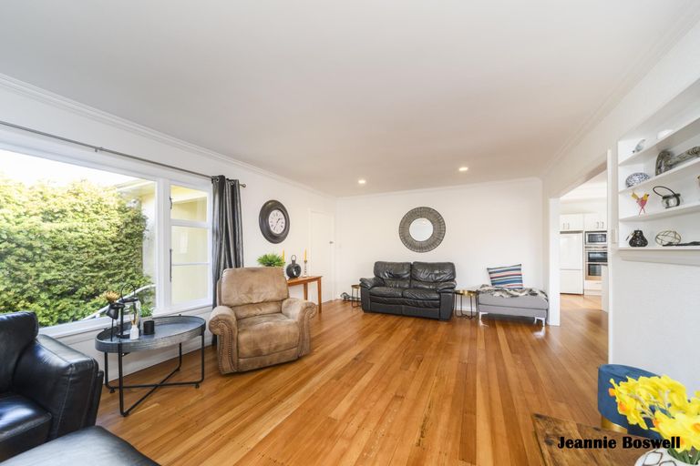 Photo of property in 86 Fitzroy Street, Terrace End, Palmerston North, 4410