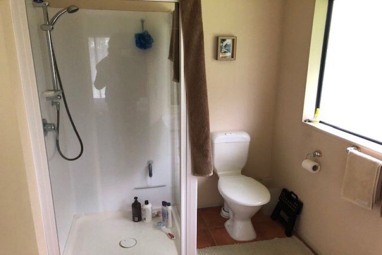 Photo of property in 64 Ruapehu Drive, Fitzherbert, Palmerston North, 4410