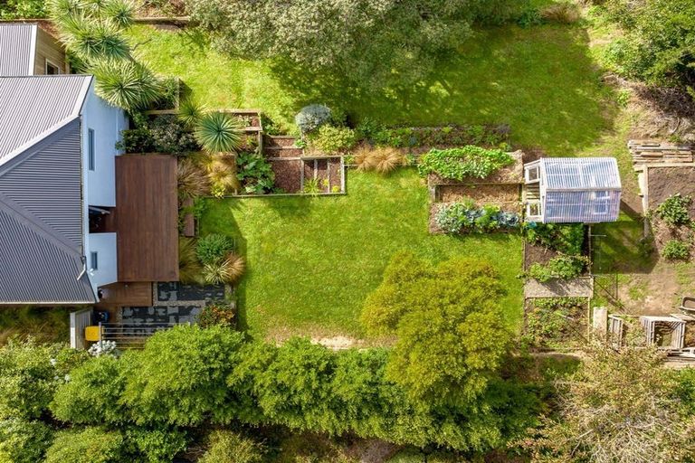 Photo of property in 5 Hellyer Street, Macandrew Bay, Dunedin, 9014