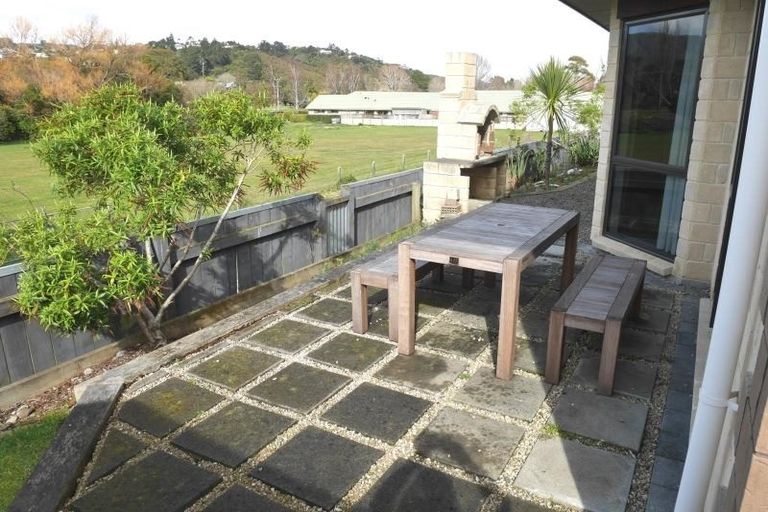 Photo of property in 9 Cottle Heath Close, Manor Park, Lower Hutt, 5019