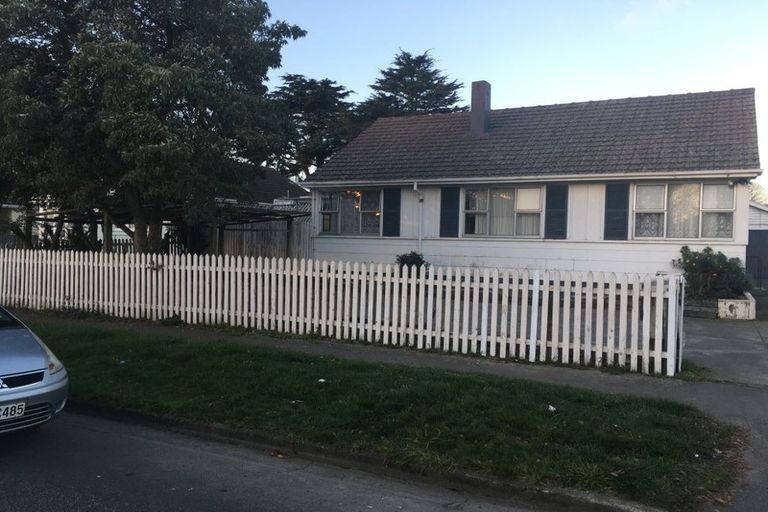 Photo of property in 33 Hillary Crescent, Upper Riccarton, Christchurch, 8041