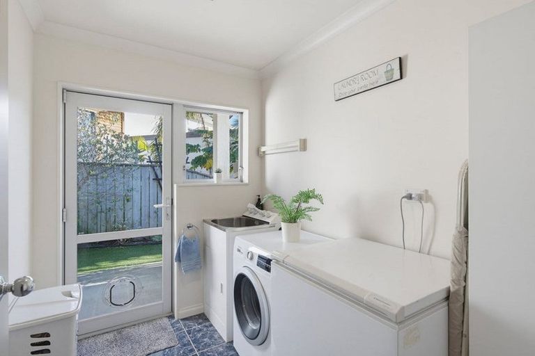 Photo of property in 9 Cadastral Court, Paraparaumu, 5032
