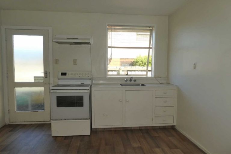 Photo of property in 2/171 Clarence Street, Riccarton, Christchurch, 8011