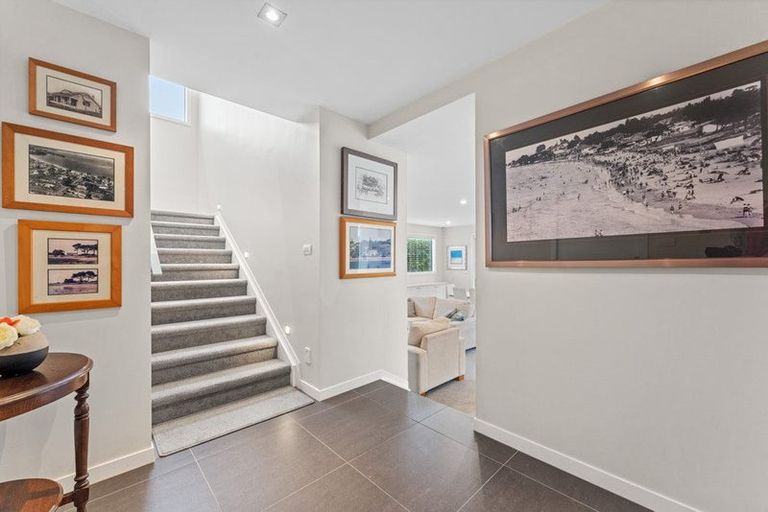 Photo of property in 53a Kowhai Road, Mairangi Bay, Auckland, 0630