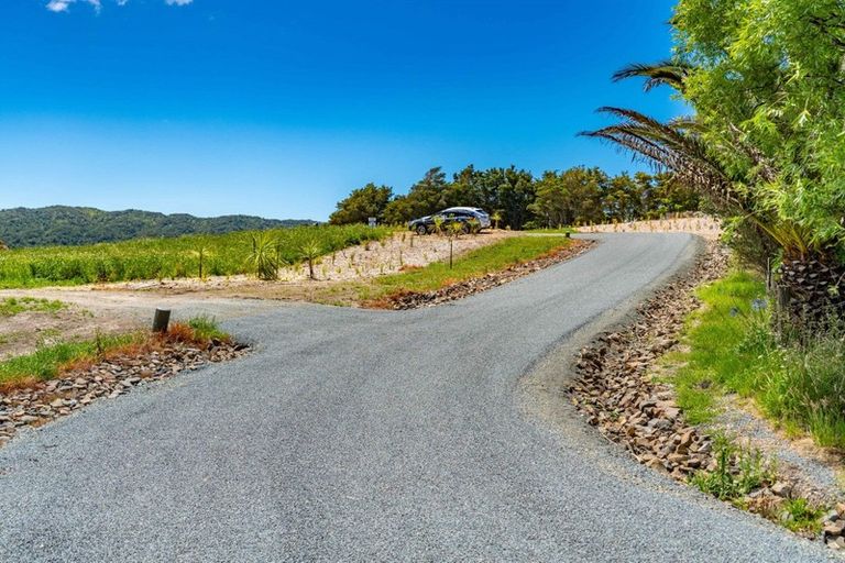 Photo of property in 2116 Cove Road, Mangawhai, Kaiwaka, 0573