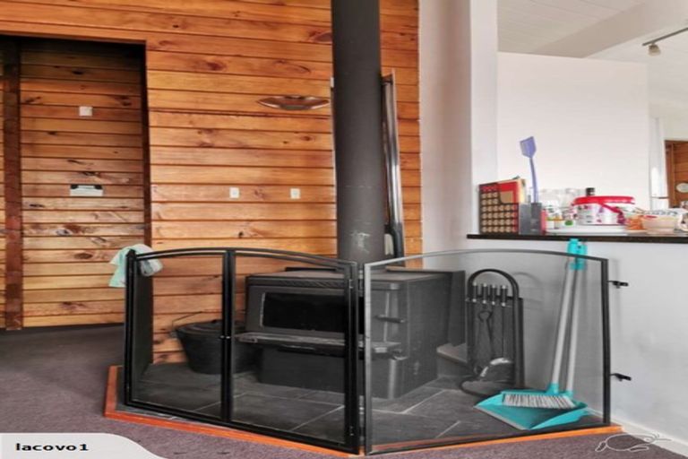 Photo of property in 22 Palomino Drive, Henderson, Auckland, 0612