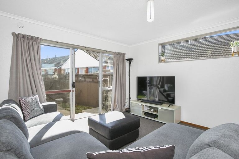 Photo of property in 20d Oxford Street, South Dunedin, Dunedin, 9012