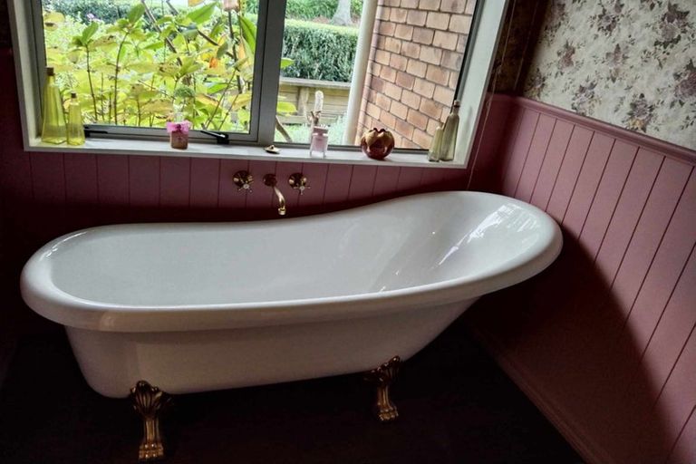 Photo of property in 11 Te Pahi River Drive, Paparoa, Maungaturoto, 0583