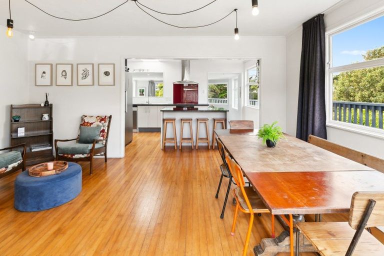 Photo of property in 36 Lynda Avenue, Paparangi, Wellington, 6037