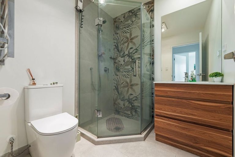 Photo of property in 9c Matuhi Rise, Henderson, Auckland, 0612