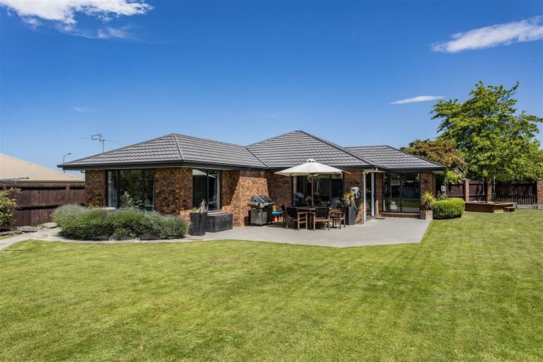 Photo of property in 7 Hibiscus Grove, Rangiora, 7400