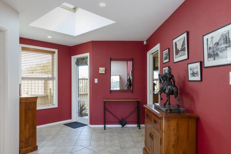 Photo of property in 53 Waitikiri Drive, Parklands, Christchurch, 8083