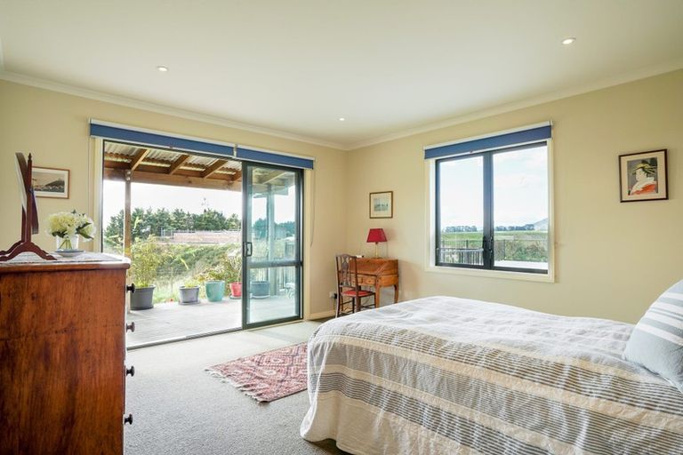 Photo of property in 17 Angus Lane, Tokomaru, Palmerston North, 4474