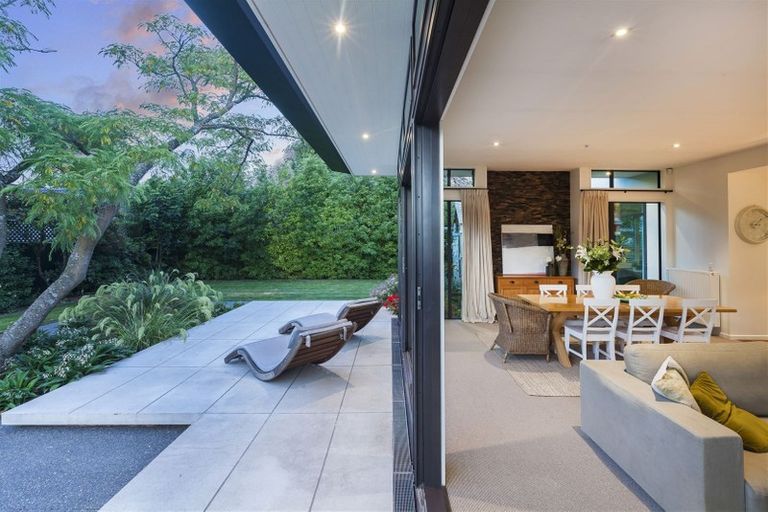 Photo of property in 93 Mays Road, St Albans, Christchurch, 8052