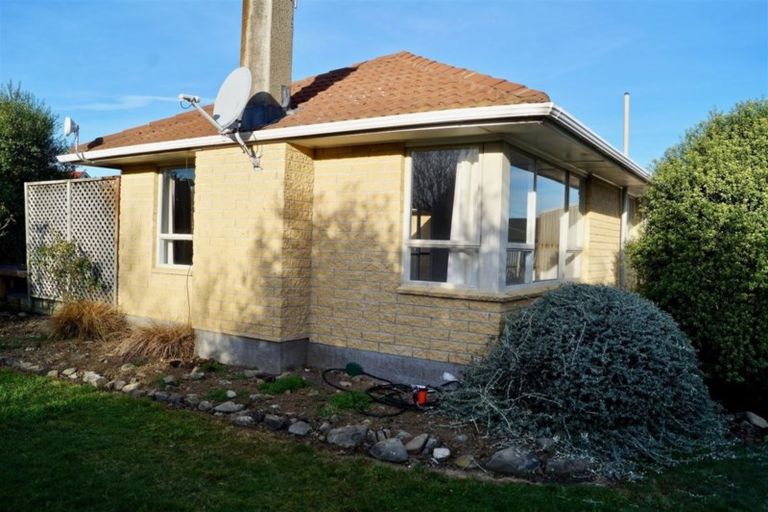 Photo of property in 15 Montrose Avenue, Culverden, 7392