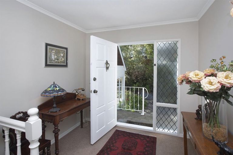 Photo of property in 4 Lady Polson Lane, Cashmere, Christchurch, 8022
