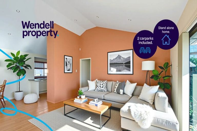 Photo of property in 4/390 West Coast Road, Glen Eden, Auckland, 0602