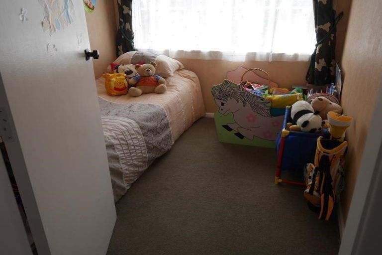 Photo of property in 51 Compton Crescent, Taita, Lower Hutt, 5011