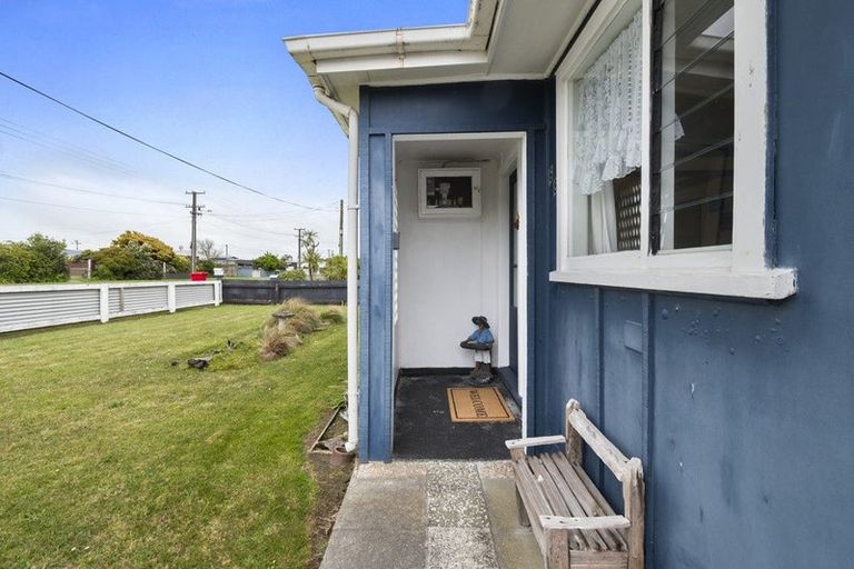 Photo of property in 68 Nash Parade, Foxton Beach, Foxton, 4815