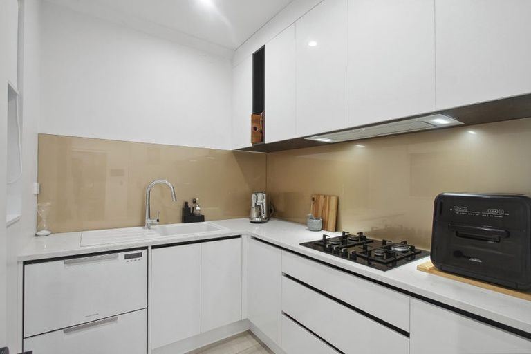 Photo of property in 16 Camp X Place, Whenuapai, Auckland, 0618