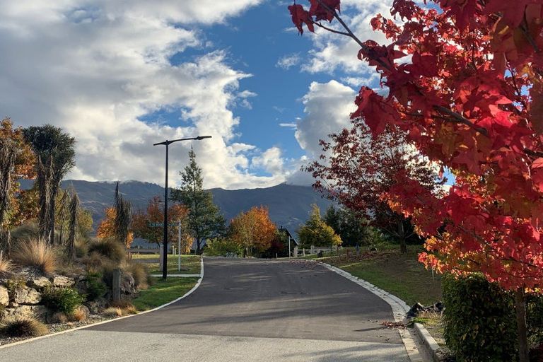 Photo of property in 7 Greenwood Lane, Wanaka, 9305