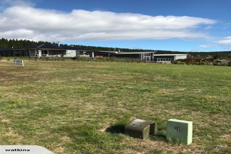 Photo of property in 6 John Norrie Place, Motuoapa, 3382