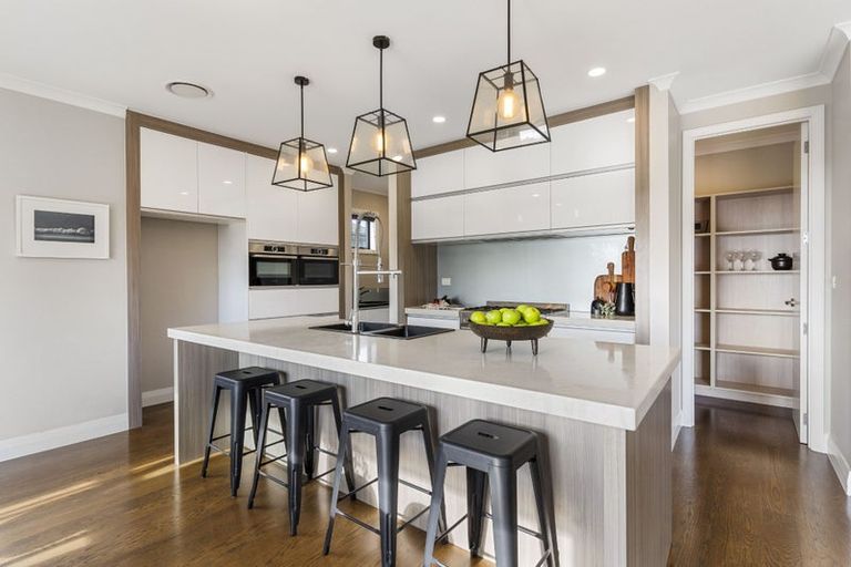 Photo of property in 16 Miller Rise, Silverdale, 0932