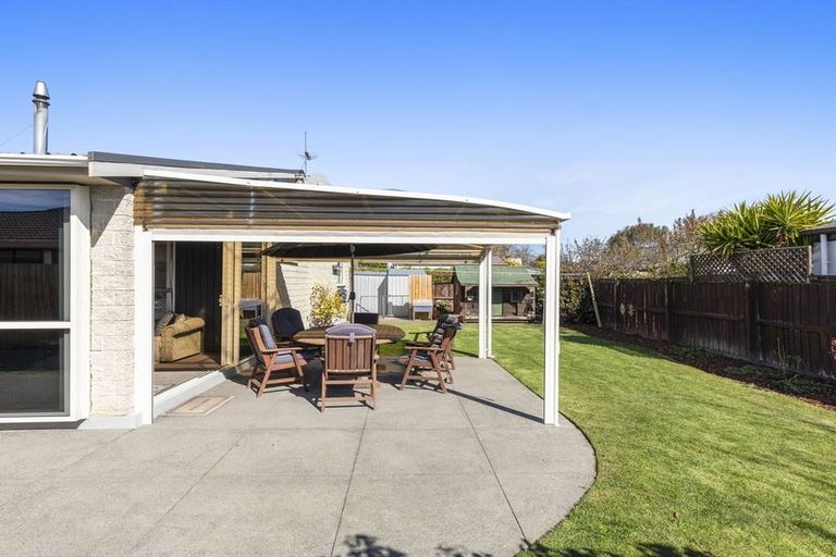 Photo of property in 43 Dunbarton Street, Redwood, Christchurch, 8051