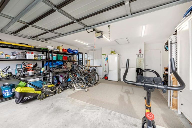 Photo of property in 114 Pegasus Boulevard, Pegasus, 7612