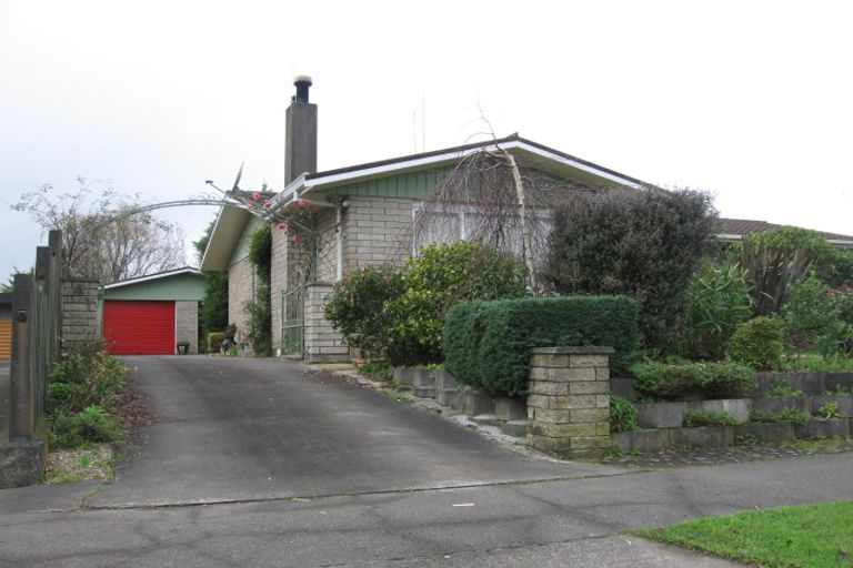Photo of property in 33 Kaimanawa Street, Kelvin Grove, Palmerston North, 4414