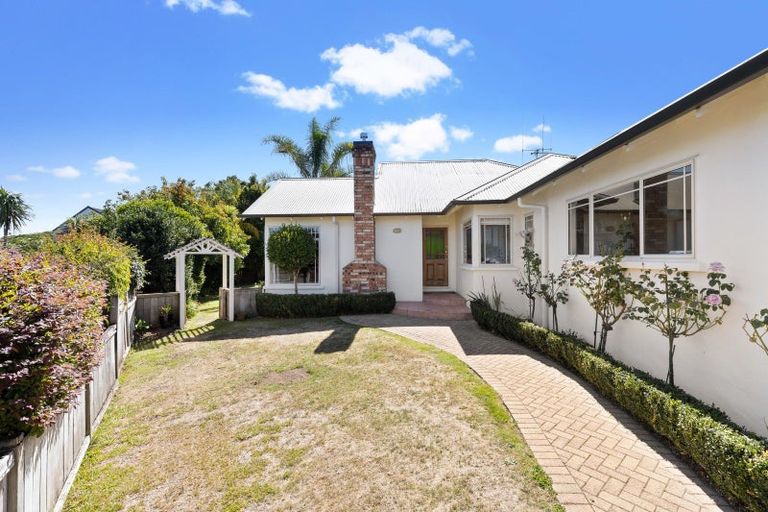 Photo of property in 7 Mcleod Mews, Rototuna, Hamilton, 3210