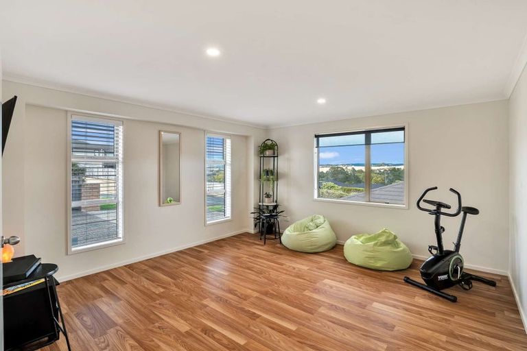 Photo of property in 9 Hewson Drive, Snells Beach, 0920