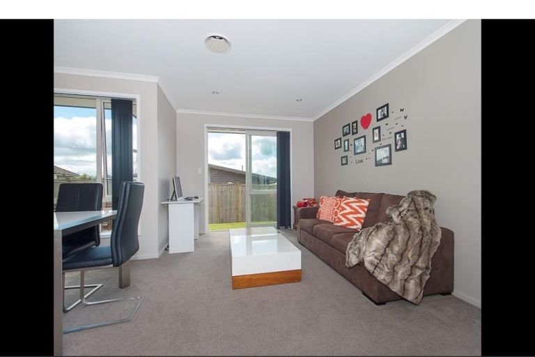 Photo of property in 9 Mcneish Place, Pokeno, 2402