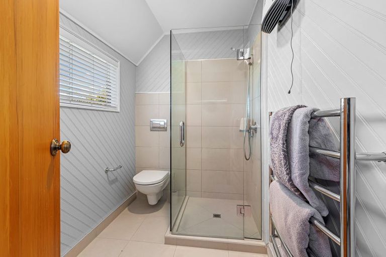 Photo of property in 323a Withells Road, Avonhead, Christchurch, 8042