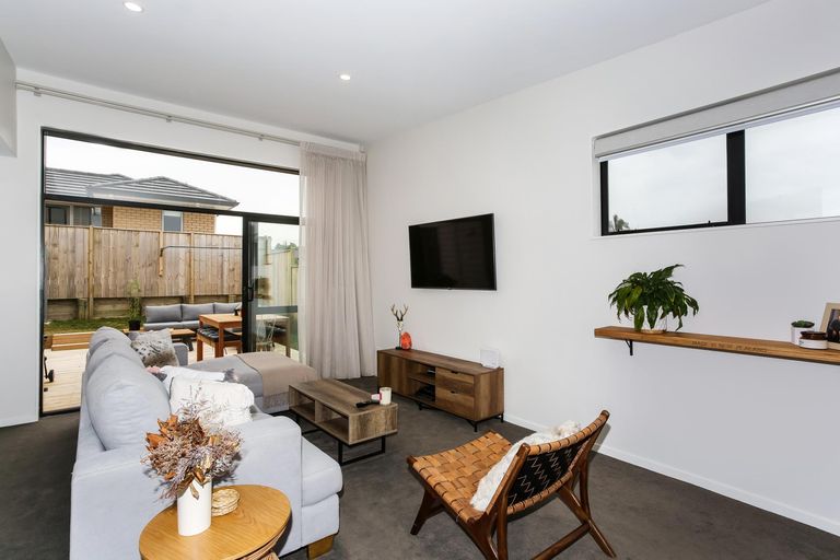 Photo of property in 22 Park Chester Road, Pukekohe, 2120