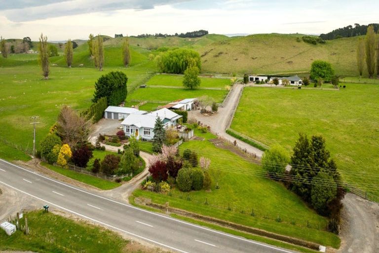 Photo of property in 137 Swamp Road, Fernhill, Napier, 4183