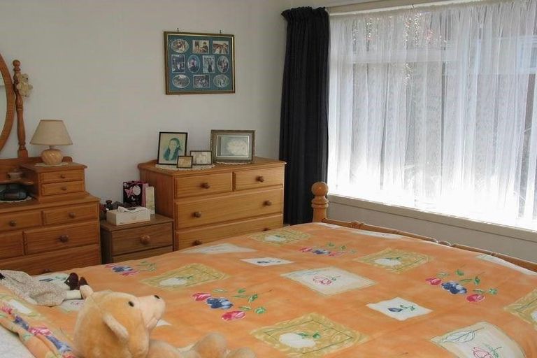 Photo of property in 2/163 Forrest Hill Road, Forrest Hill, Auckland, 0620