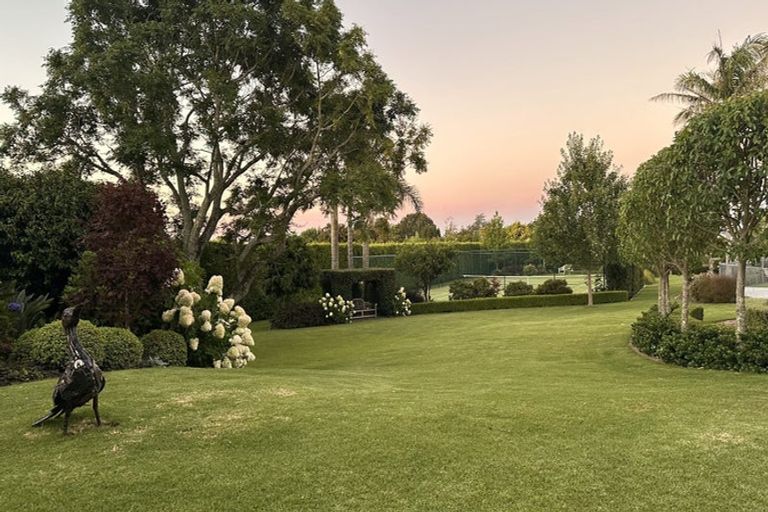 Photo of property in 20 Kayelene Place, Omokoroa, 3114