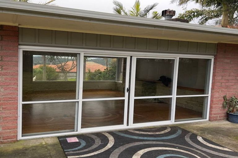 Photo of property in 80a Glengarry Road, Glen Eden, Auckland, 0602