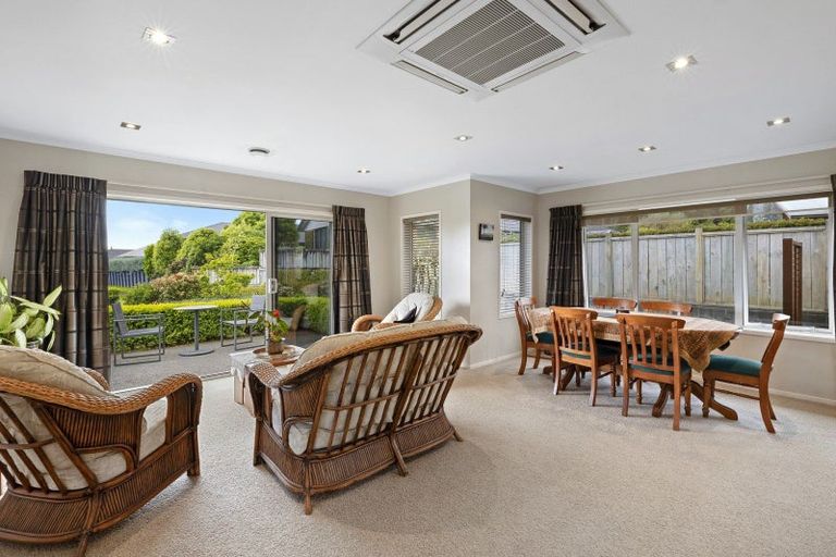 Photo of property in 8 Margaret Alice Close, Whalers Gate, New Plymouth, 4310