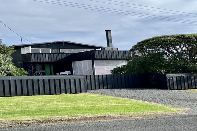 Photo of property in 8 Wainamu Road, Raglan, 3297