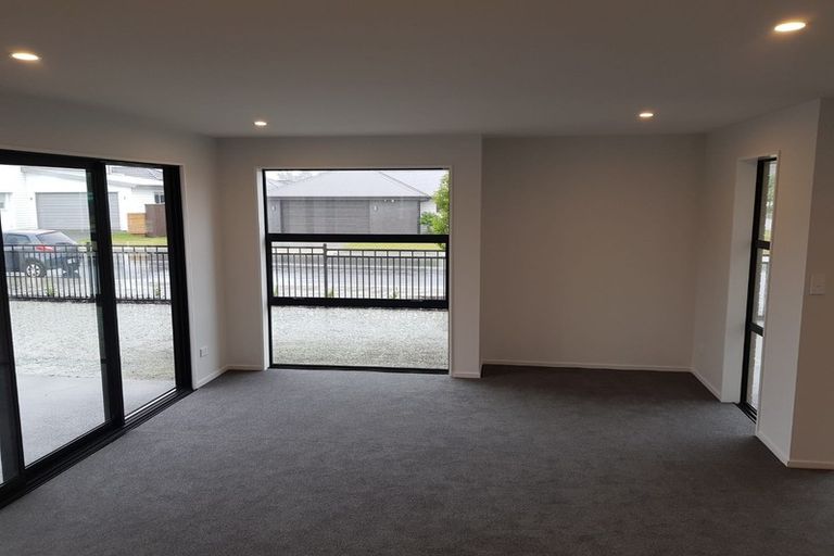 Photo of property in 45 Welsford Street, Woodend, 7610