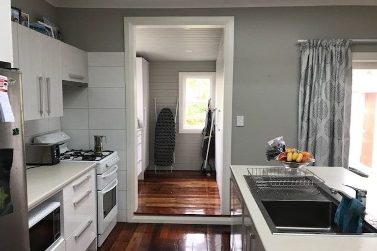 Photo of property in 247 Rintoul Street, Berhampore, Wellington, 6023