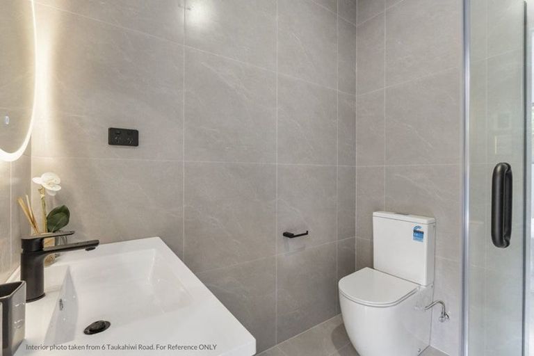 Photo of property in 10 Taukahiwi Road, Pukekohe, 2120